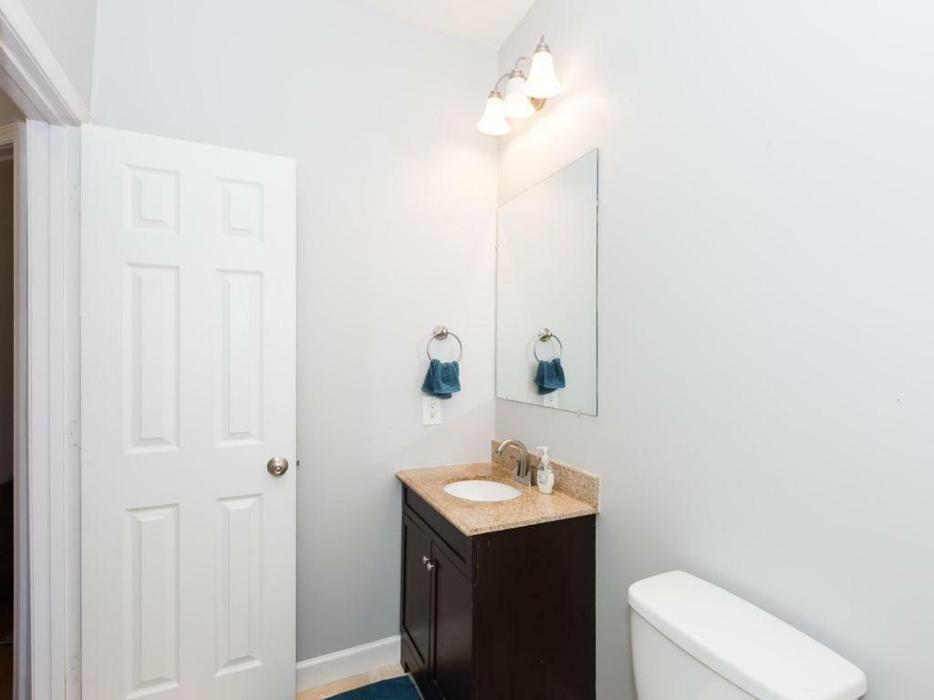 Steps To Convention Center, Downtown Dc, And Metro Station: Private And Comfortable Bedroom/Bathroom Washington Exteriör bild